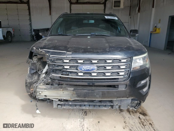 2017 Ford Explorer XLT with VIN 1FM5K8D80HGD51570, listed as a Copart auction lot 46786085 with 122,612 mi miles and Salvage Title. Bid and sale history available at carsss.com. Image 5.