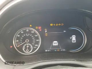 2022 Genesis GV70 2.5T z VIN KMUMADTB5NU072425, wystawiony jako Copart lot #54200445 z przebiegiem 41 199 mil mil oraz Szkoda całkowita • Salvage title. Historia ofert i sprzedaży dostępna na DreamBid. Obrazek 9.