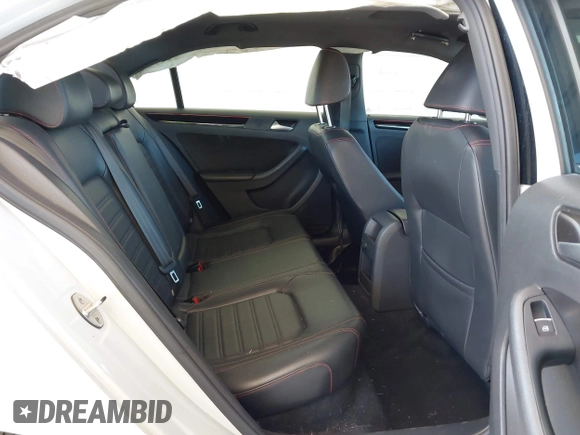 2017 Volkswagen Jetta GLI с VIN 3VW4T7AJ4HM407124, выставлен на аукционе IAAI как лот 42391726 с пробегом 108 898 миль миль и . История ставок и продаж доступна на DreamBid. Изображение 8.