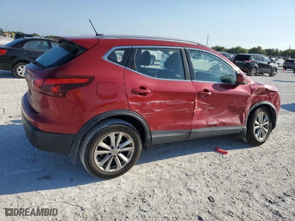 2017 Nissan Rogue Sport SV with VIN JN1BJ1CP1HW015526, listed as a Copart auction lot 49761535 with 135,590 mi miles and Salvage Title. Bid and sale history available at carsss.com. Image 3.