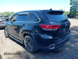 2017 Toyota Highlander XLE with VIN 5TDJZRFH8HS395467, listed as a IAAI auction lot 42577658 with 66,639 mi miles and . Bid and sale history available at DreamBid. Image 14.
