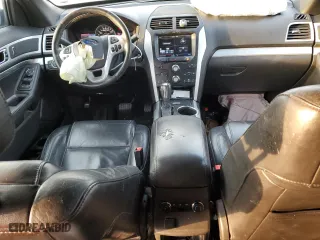 2013 Ford Explorer XLT with VIN 1FM5K8D80DGA44555, listed as a Copart auction lot 43038915 with 184,468 mi miles and Salvage Title. Bid and sale history available at carsss.com. Image 8.