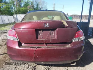 2009 Honda Accord EX-L z VIN 1HGCP26879A201257, wystawiony jako IAAI lot #42103690 z przebiegiem 306 465 mil mil oraz . Historia ofert i sprzedaży dostępna na DreamBid. Obrazek 16.