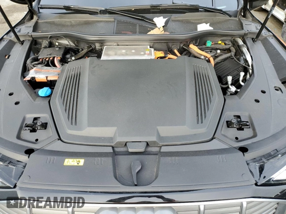2022 Audi e-tron Sportback S line Premium Plus z VIN WA12AAGE8NB023545, wystawiony jako Copart lot #40283084 z przebiegiem 19 680 mil mil oraz . Historia ofert i sprzedaży dostępna na DreamBid. Obrazek 12.