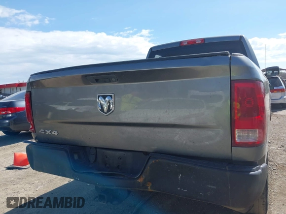 2012 Ram 1500 ST с VIN 1C6RD7FT9CS155605, выставлен на аукционе IAAI как лот 41911524 с пробегом Не указан миль и . История ставок и продаж доступна на DreamBid. Изображение 13.