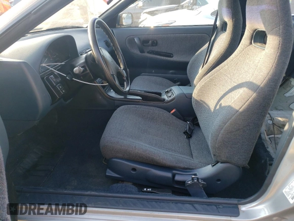 1990 Nissan 240SX z VIN JN1HS36P0LW121487, wystawiony jako Copart lot #70670904 z przebiegiem 123 794 mil mil oraz Szkody całkowita. Historia ofert i sprzedaży dostępna na DreamBid. Obrazek 7.