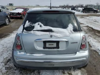 2004 MINI Hardtop with VIN WMWRC334X4TJ62010, listed as a Copart auction lot 45191885 with Not Provided miles and Salvage Title. Bid and sale history available at DreamBid. Image 6.