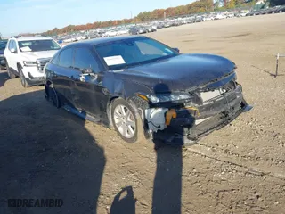 2021 Toyota Avalon TRD with VIN 4T1FZ1FB7MU061743, listed as a IAAI auction lot 40622284 with 47,588 mi miles. Bid and sale history available at carsss.com. Image 1.