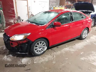 2012 Ford Focus SE с VIN 1FAHP3F21CL179277, выставлен на аукционе IAAI как лот 41840081 с пробегом 45 818 миль миль и . История ставок и продаж доступна на DreamBid. Изображение 2.