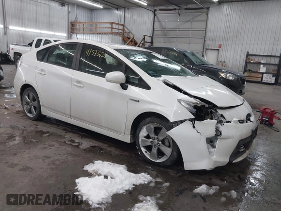 2013 Toyota Prius One with VIN JTDKN3DU5D5609960, listed as a IAAI auction lot 41533827 with 231,754 mi miles. Bid and sale history available at carsss.com. Image 1.