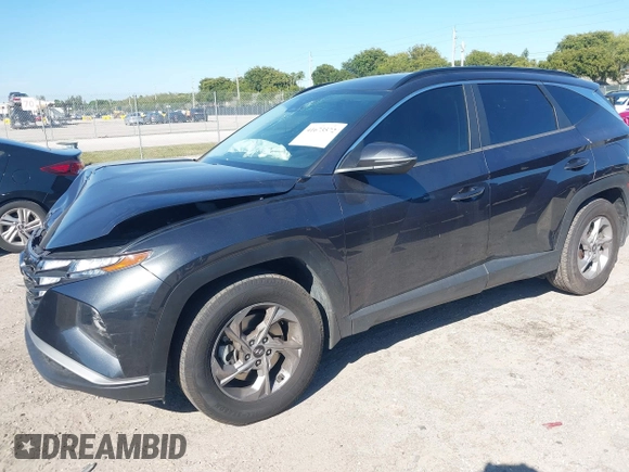 2022 Hyundai Tucson SEL with VIN 5NMJB3AE7NH065963, listed as a IAAI auction lot 41673572 with 55,404 mi miles. Bid and sale history available at carsss.com. Image 18.