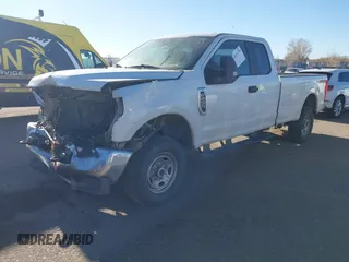2019 Ford F-250 XL with VIN 1FT7X2B61KEF57318, listed as a IAAI auction lot 41676778 with 134,864 mi miles and . Bid and sale history available at DreamBid. Image 2.
