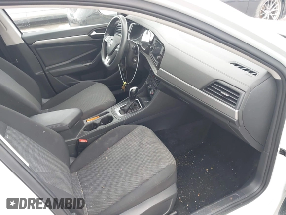 2021 Volkswagen Jetta S with VIN 3VWC57BU8MM044299, listed as a IAAI auction lot 42077663 with 81,681 mi miles and . Bid and sale history available at DreamBid. Image 5.