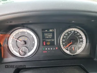 2016 Ram 1500 Express z VIN 1C6RR7FT2GS400509, wystawiony jako Copart lot #53233745 z przebiegiem 174 421 mil mil oraz Szkoda całkowita • Salvage title. Historia ofert i sprzedaży dostępna na DreamBid. Obrazek 9.