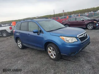 2015 Subaru Forester 2.5i Premium with VIN JF2SJADC6FH443670, listed as a IAAI auction lot 42043939 with 52,248 mi miles. Bid and sale history available at carsss.com. Image 1.