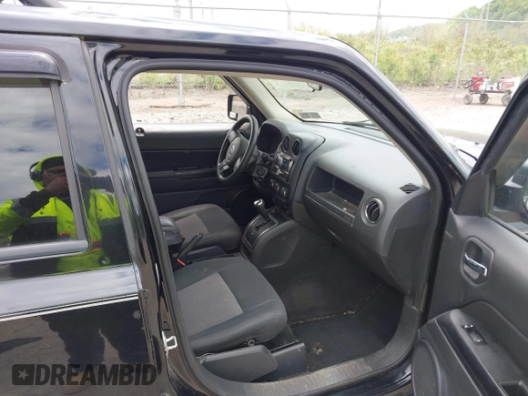 2013 Jeep Patriot Sport with VIN 1C4NJRBB6DD123791, listed as a IAAI auction lot 42202821 with 123,809 mi miles and . Bid and sale history available at DreamBid. Image 5.