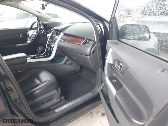 2014 Ford Edge Limited with VIN 2FMDK3KC7EBA05508, listed as a IAAI auction lot 41440811 with 133,079 mi miles. Bid and sale history available at carsss.com. Image 5.