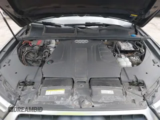 2018 Audi Q7 Premium Plus with VIN WA1LHAF78JD054456, listed as a IAAI auction lot 41924248 with 109,379 mi miles. Bid and sale history available at carsss.com. Image 10.
