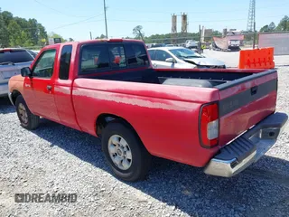 1998 Nissan Frontier XE z VIN 1N6DD26S9WC350161, wystawiony jako IAAI lot #41997747 z przebiegiem 343 084 mil mil oraz . Historia ofert i sprzedaży dostępna na DreamBid. Obrazek 3.