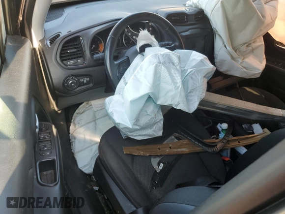 2018 Jeep Renegade Latitude с VIN ZACCJABBXJPH32288, выставлен на аукционе Copart как лот 64493895 с пробегом Не указан миль и Списание • Salvage title. История ставок и продаж доступна на DreamBid. Изображение 8.