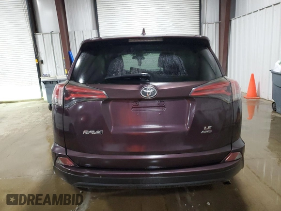 2018 Toyota RAV4 LE with VIN 2T3BFREV5JW721315, listed as a Copart auction lot 59016665 with 136,490 mi miles and Salvage title. Bid and sale history available at DreamBid. Image 6.