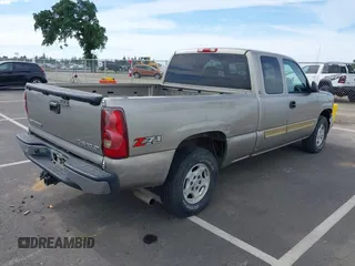 2003 Chevrolet Silverado 1500 LT with VIN 2GCEK19T131364293, listed as a IAAI auction lot 42025176 with 291,932 mi miles. Bid and sale history available at carsss.com. Image 4.