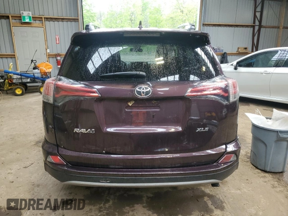 2018 Toyota RAV4 XLE с VIN 2T3WFREV1JW455518, выставлен на аукционе Copart как лот 57533645 с пробегом 84 485 миль миль и Чистый • Clean title. История ставок и продаж доступна на DreamBid. Изображение 6.