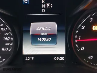 2015 Mercedes-Benz C-Class C 300 Luxury with VIN 55SWF4KB3FU066856, listed as a IAAI auction lot 41466596 with 140,030 mi miles. Bid and sale history available at carsss.com. Image 16.
