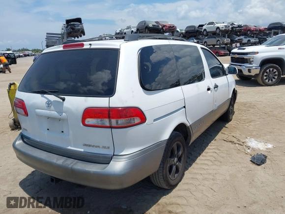 2002 Toyota Sienna LE с VIN 4T3ZF13C82U472835, выставлен на аукционе IAAI как лот 42365136 с пробегом 293 372 миль миль и . История ставок и продаж доступна на DreamBid. Изображение 4.