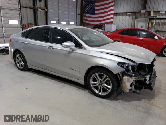 2016 Ford Fusion Titanium Hybrid with VIN 3FA6P0RUXGR355351, listed as a Copart auction lot 56516025 with 117,964 mi miles and Salvage title. Bid and sale history available at DreamBid. Image 4.