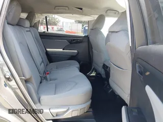 2021 Toyota Highlander L with VIN 5TDCZRAH9MS051141, listed as a IAAI auction lot 42228099 with 81,775 mi miles and . Bid and sale history available at DreamBid. Image 8.