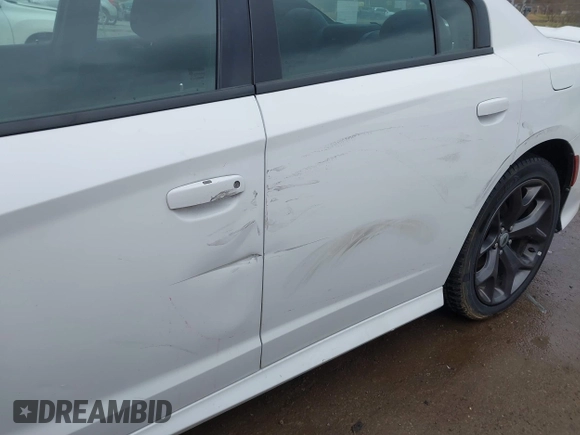 2019 Dodge Charger GT with VIN 2C3CDXHG5KH585138, listed as a IAAI auction lot 41841785 with 116,593 mi miles and . Bid and sale history available at DreamBid. Image 6.