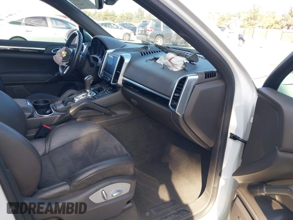 2017 Porsche Cayenne with VIN WP1AA2A26HKA91514, listed as a IAAI auction lot 41484197 with 110,212 mi miles. Bid and sale history available at carsss.com. Image 5.