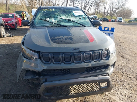2022 Jeep Compass Trailhawk with VIN 3C4NJDDB6NT170282, listed as a IAAI auction lot 41934651 with 30,781 mi miles and . Bid and sale history available at DreamBid. Image 12.
