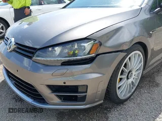2017 Volkswagen Golf z VIN WVWVF7AU3HW168061, wystawiony jako IAAI lot #42305504 z przebiegiem 103 786 mil mil oraz . Historia ofert i sprzedaży dostępna na DreamBid. Obrazek 6.