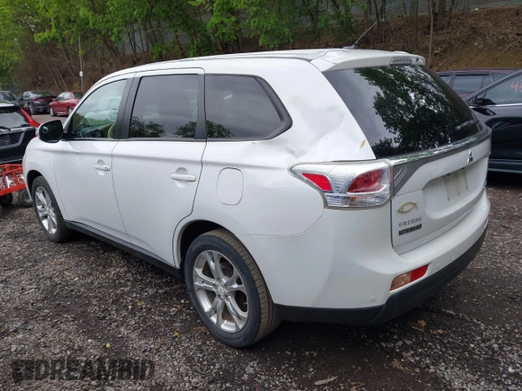 2014 Mitsubishi Outlander SE z VIN JA4AD3A37EZ015188, wystawiony jako IAAI lot #42281043 z przebiegiem 116 876 mil mil oraz . Historia ofert i sprzedaży dostępna na DreamBid. Obrazek 3.