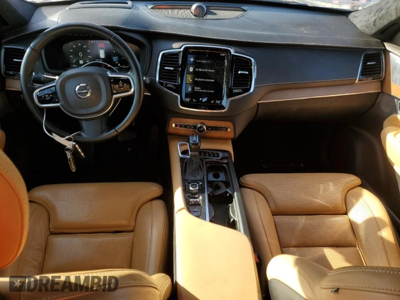 2017 Volvo XC90 Inscription with VIN YV4A22PL6H1171509, listed as a Copart auction lot 72832784 with 81,390 mi miles and Clean Title. Bid and sale history available at carsss.com. Image 8.
