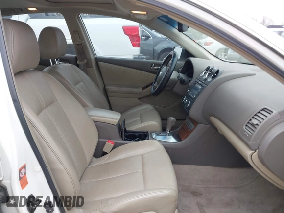 2007 Nissan Altima SL with VIN 1N4BL21E67N473202, listed as a IAAI auction lot 41831129 with 177,931 mi miles and . Bid and sale history available at DreamBid. Image 5.