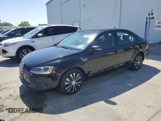 2014 Volkswagen Jetta SE with VIN 3VWD17AJ8EM424820, listed as a Copart auction lot 63942515 with 180,530 mi miles and Clean title. Bid and sale history available at DreamBid. Image 1.