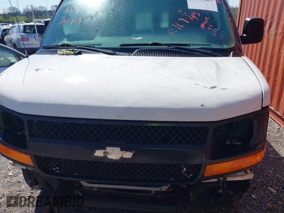 2008 Chevrolet Express Cargo Van with VIN 1GCGG25CX81172230, listed as a IAAI auction lot 41679407 with 1 mi miles. Bid and sale history available at carsss.com. Image 10.