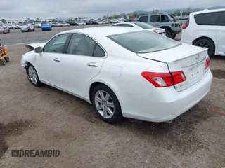 2009 Lexus ES 350 with VIN JTHBJ46G892338439, listed as a IAAI auction lot 41880952 with 90,747 mi miles. Bid and sale history available at carsss.com. Image 3.