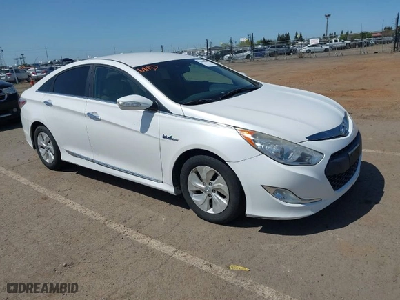 2015 Hyundai Sonata Hybrid Limited with VIN KMHEC4A40FA127450, listed as a IAAI auction lot 42009960 with 137,504 mi miles. Bid and sale history available at carsss.com. Image 1.