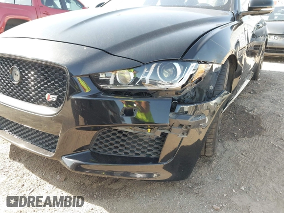 2019 Jaguar XE with VIN SAJAG4FVXKCP48915, listed as a IAAI auction lot 42012284 with 62,393 mi miles and . Bid and sale history available at DreamBid. Image 18.