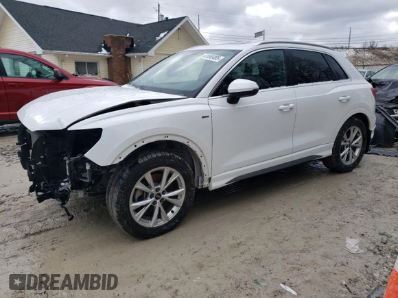 2023 Audi Q3 S line Premium z VIN WA1DECF30P1050210, wystawiony jako Copart lot #47090485 z przebiegiem 47 076 mil mil oraz Szkody całkowita. Historia ofert i sprzedaży dostępna na DreamBid. Obrazek 1.
