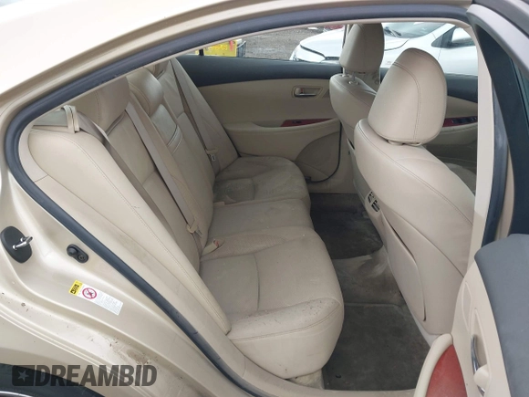 2007 Lexus ES with VIN JTHBJ46G772002584, listed as a IAAI auction lot 41793464 with 152,993 mi miles. Bid and sale history available at carsss.com. Image 8.