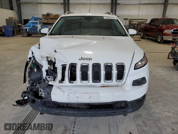 2016 Jeep Cherokee Latitude with VIN 1C4PJLCB6GW201337, listed as a Copart auction lot 50885755 with 185,135 mi miles and Salvage Title. Bid and sale history available at carsss.com. Image 5.