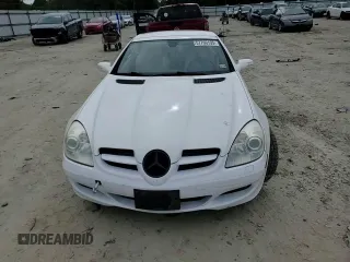 2005 Mercedes-Benz SLK 230/320 with VIN WDBWK56F75F054914, listed as a Copart auction lot 57760195 with 113,151 mi miles and Salvage title. Bid and sale history available at DreamBid. Image 13.