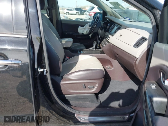 2015 Kia Sedona SX-L with VIN KNDME5C10F6033882, listed as a IAAI auction lot 41808805 with 81,936 mi miles and . Bid and sale history available at DreamBid. Image 5.