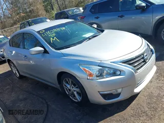 2014 Nissan Altima SV with VIN 1N4AL3AP4EC289372, listed as a IAAI auction lot 41628338 with 249,902 mi miles and . Bid and sale history available at DreamBid. Image 1.