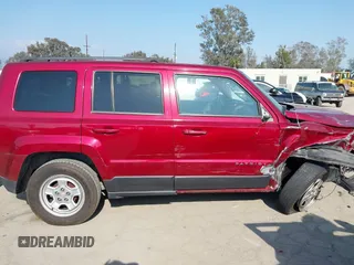 2016 Jeep Patriot Sport with VIN 1C4NJPBA4GD670087, listed as a IAAI auction lot 42141021 with 107,888 mi miles. Bid and sale history available at carsss.com. Image 13.